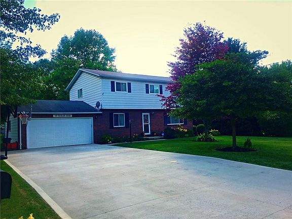 2nd image of 409 Graceland Dr