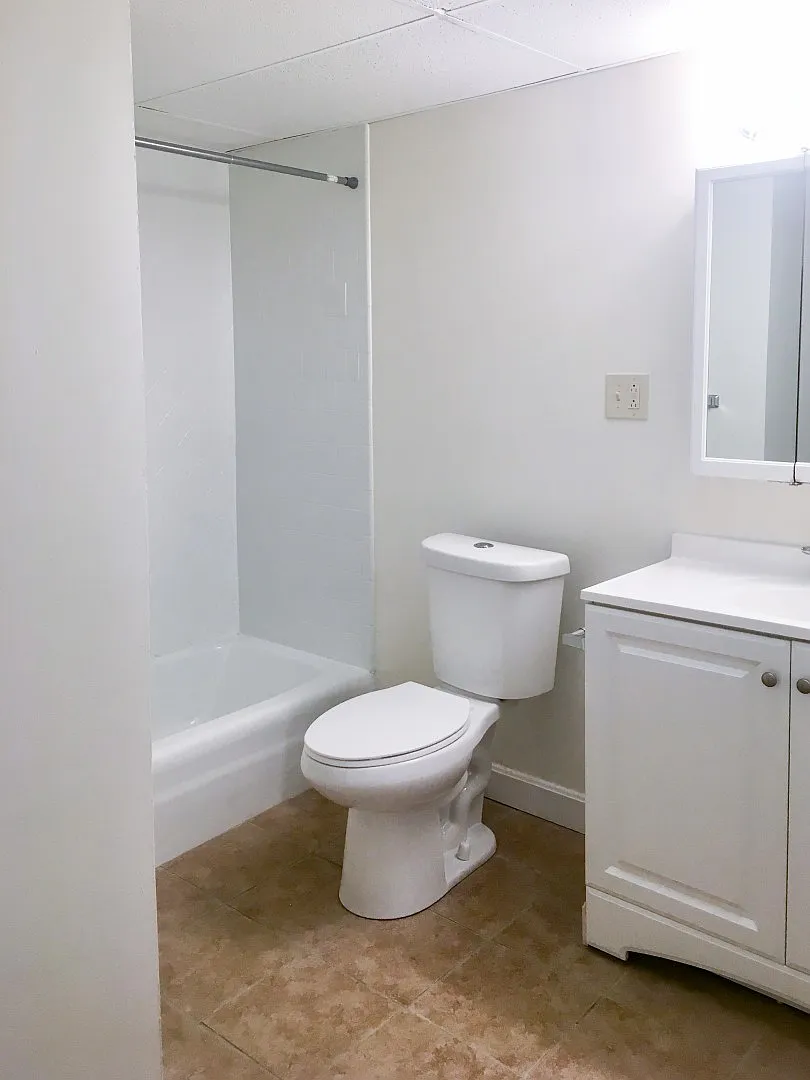 1 bed, 810 sqft, $1,550 — Photo 2