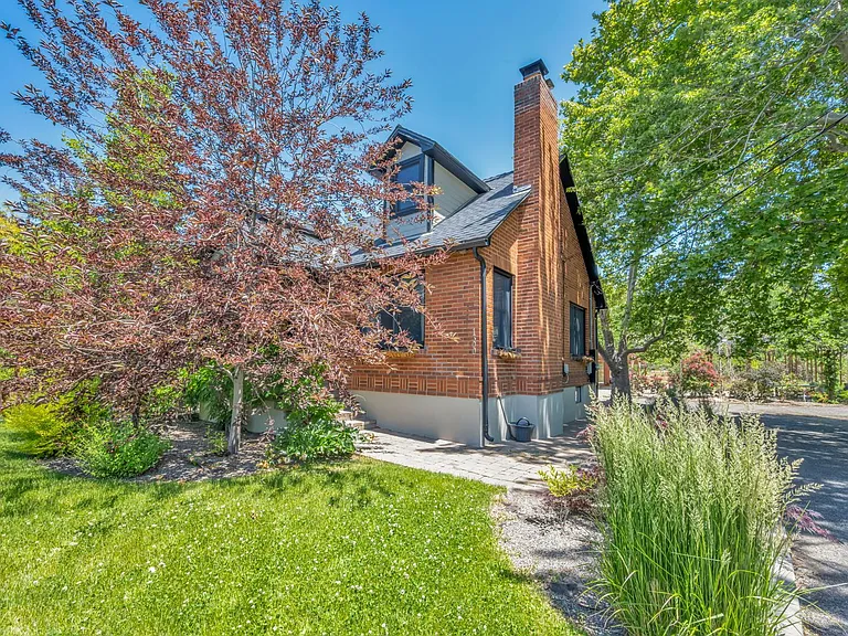 1300 Clough Rd — Photo 42