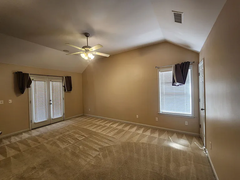 1459 Down River Dr — Photo 14
