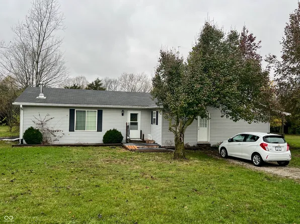 3149 E 900 S, Flat Rock, IN 47234