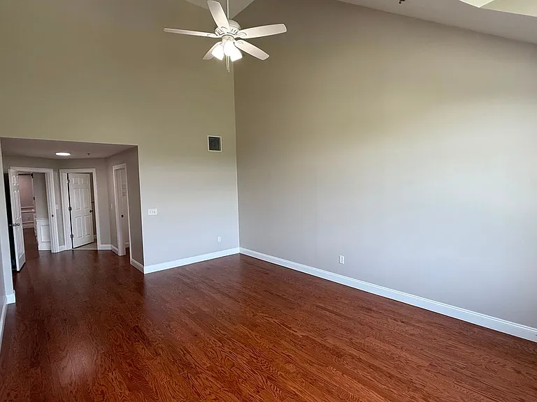 233 Magill Dr — Photo 19