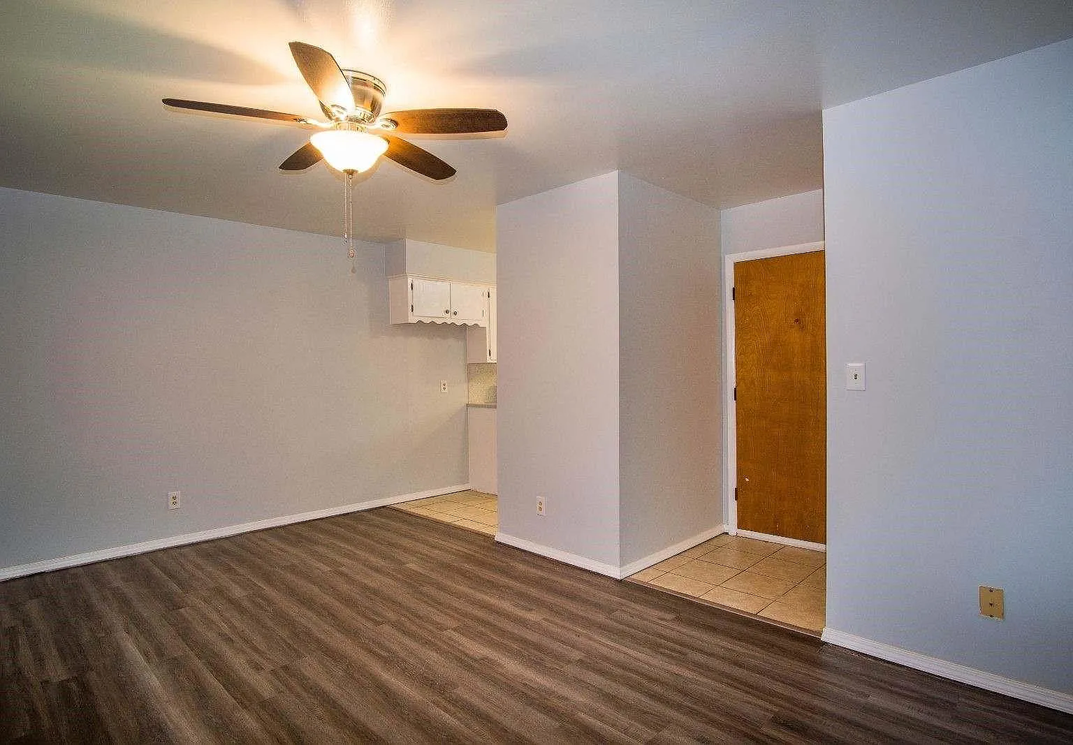 Broadway Apartments in Rose District — Photo 2