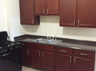 6832 W Wrightwood Ave #1, Chicago, IL