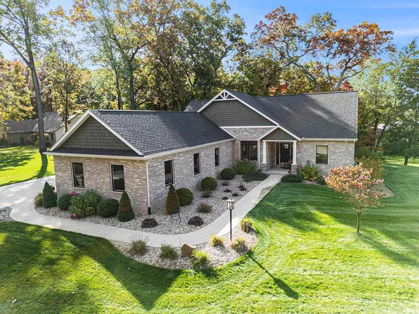 25978 Lakeview Dr, South Bend, IN 46619