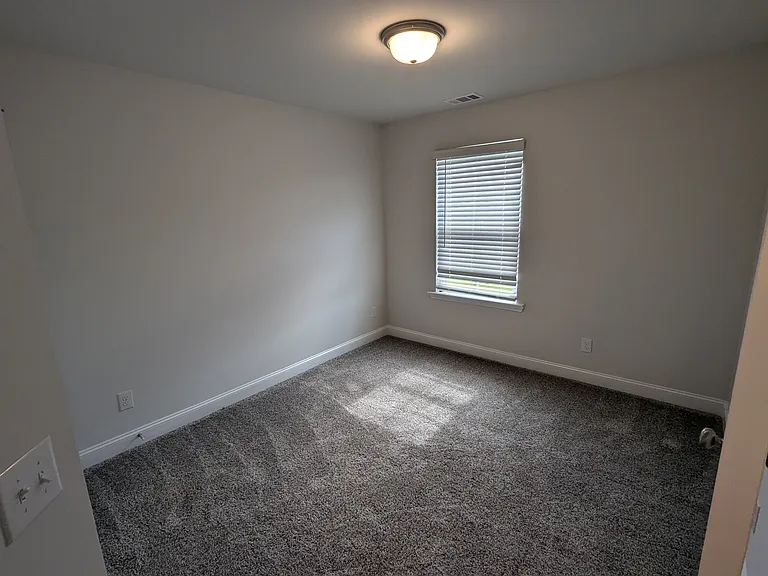 340 Governor Gwinnett Way — Photo 12