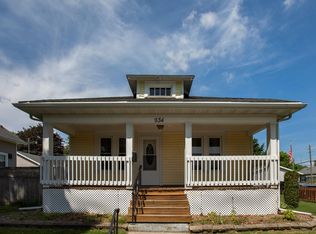 934 N 14th St, Manitowoc, WI 54220