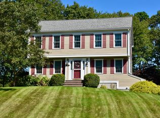 49 Nonantum Rd, Plymouth, MA 02360