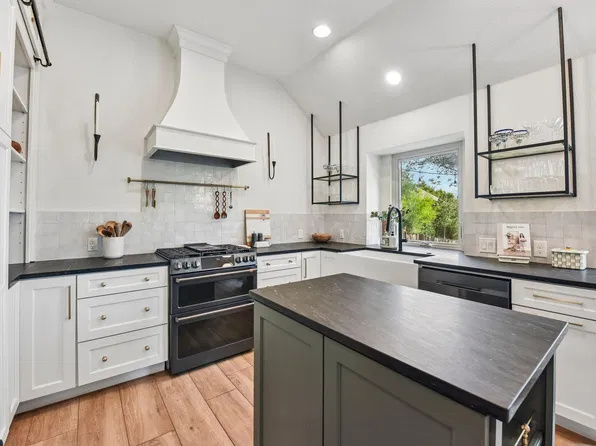 6848 La Concha Pass, Austin, TX 78749