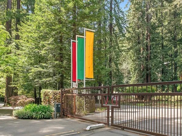 14085 Sosna Way, Guerneville, CA 95446