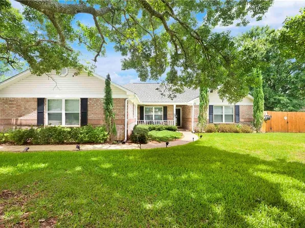 10 Crabapple Ln #3, Foley, AL 36535