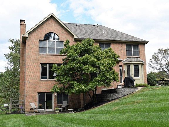 4th image of 583 Miami Crest Dr