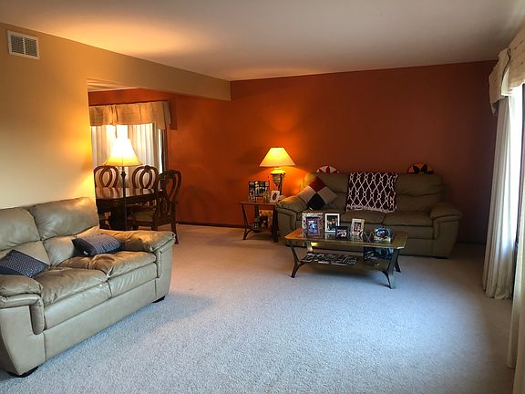 4th image of 15447 Mulberry Ct