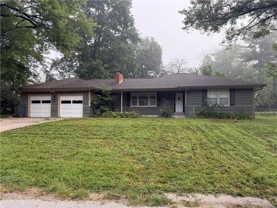 7020 Verde Dr, Kansas City, KS, 66109