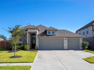 239 Harbor Bend Ln, Dickinson, TX 77539