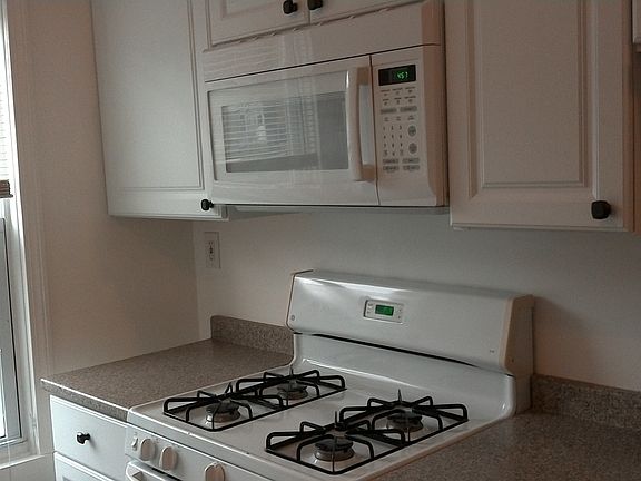 Kitchen 2 Gas Appliance