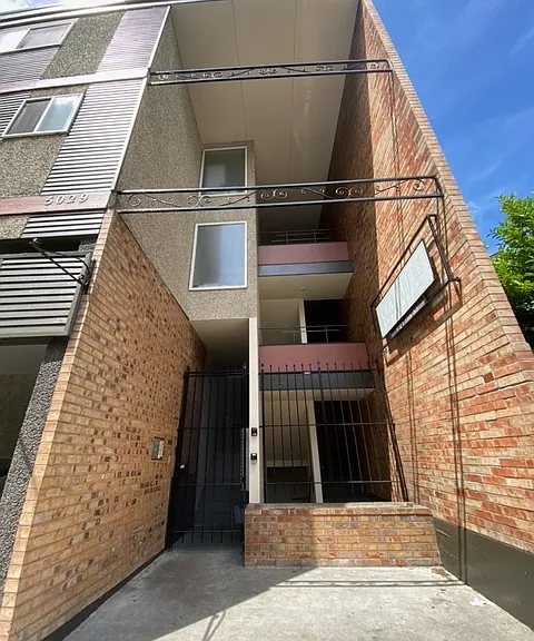 5029 11th Ave NE #201 — Photo 3