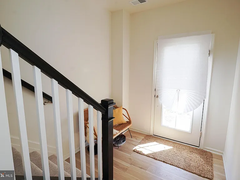 414 Waterfield Ct — Photo 11