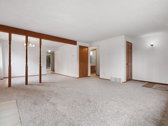 5th image of 5538 N Driscoll Blvd