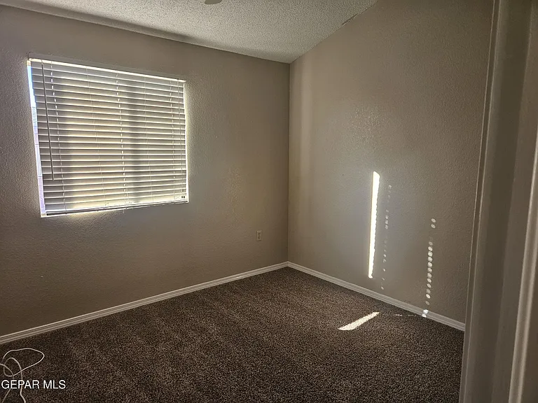 11054 Sunshine Ct — Photo 10