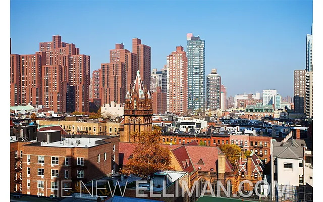 Sold by Douglas Elliman | media 15