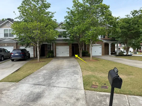 3433 Dianthus Ln, Lawrenceville, GA 30044