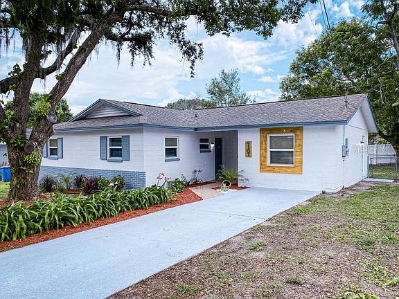 3rd image of 7307 Sequoia Dr