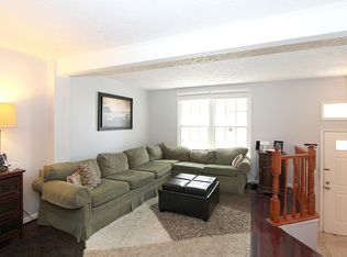 6313 Betsy Ross Ct, Centreville, VA 20121