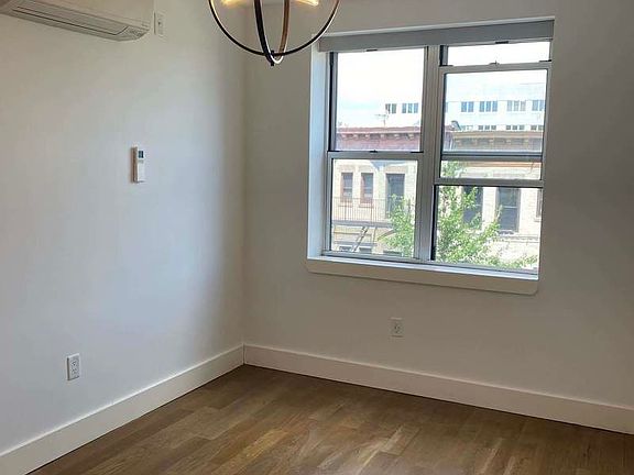 5th image of 828 Saint Johns Pl #4D