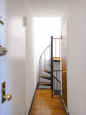 Rented by Balass Ralph, LREB | media 39