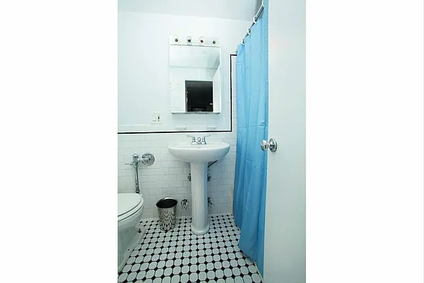 Sold by Stribling | media 13