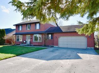 15 George St, Oro Medonte, ON L0L2E0