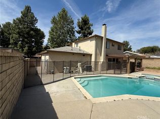 29338 Florabunda Rd, Santa Clarita, CA 91387