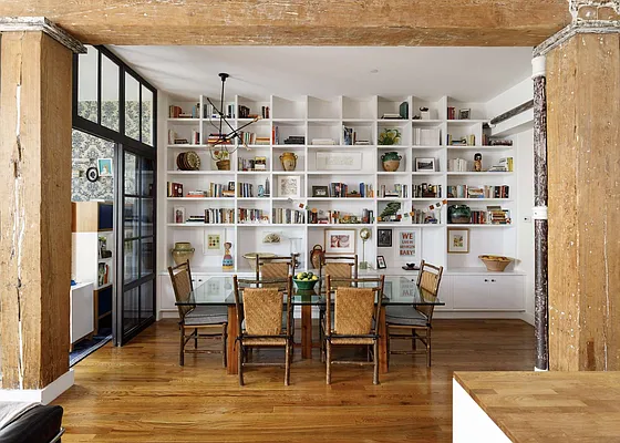 Sold by Compass | media 2