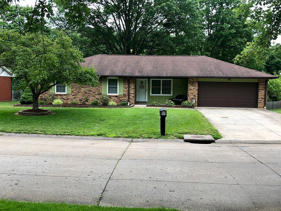 1st image of 3225 Bordeau Dr