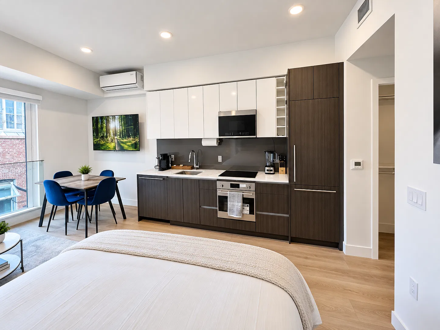 Studio, 428 sqft, $1,850 — Photo 3