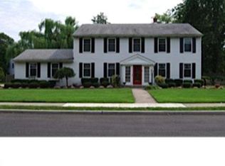 64 Overbrook Dr, Cherry Hill, NJ 08002