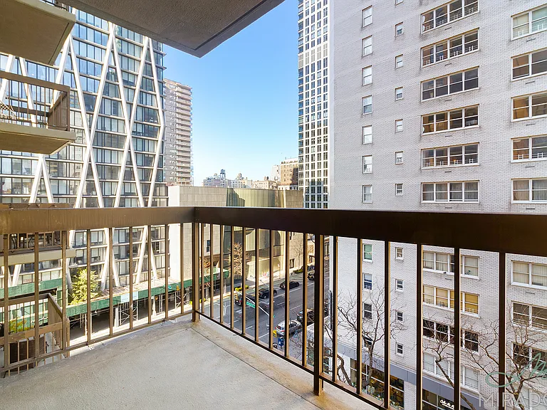 145 W 67th St #4D — Photo 7