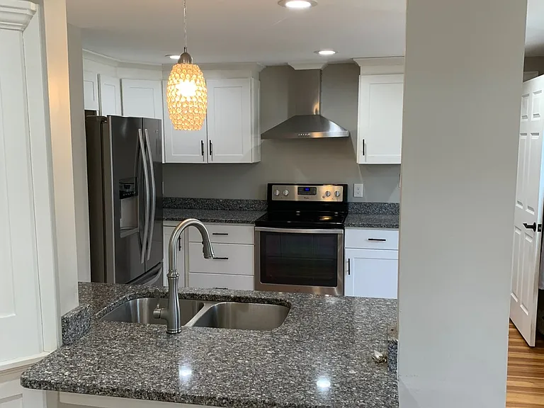 76 South St #A — Photo 10