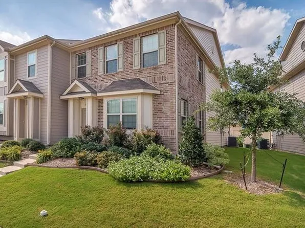 3049 Peyton Brook Dr, Fort Worth, TX 76137