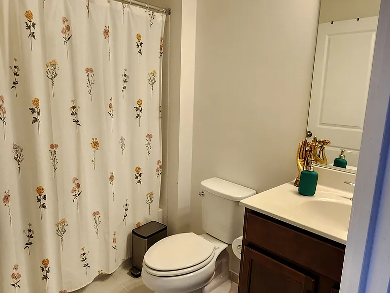 23042 Sullivans Cove Sq — Photo 11