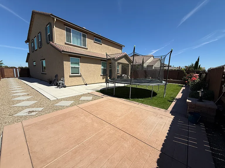 1509 Adelsheim Ave — Photo 3
