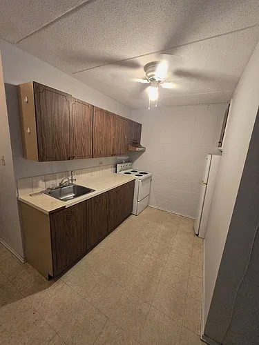Floor plan Studio - Regina - $1,099 /mo