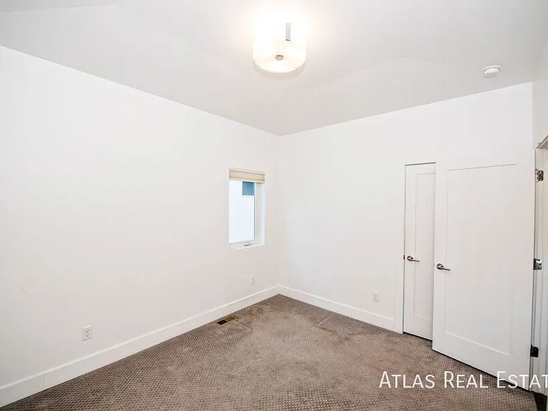 2156 S Sherman St — Photo 25