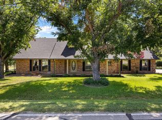 8901 Magnolia Vale Dr, Granbury, TX 76049