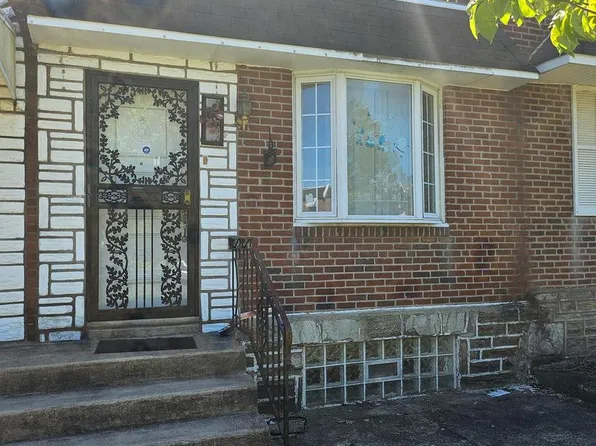 3036 Brighton St, Philadelphia, PA 19149