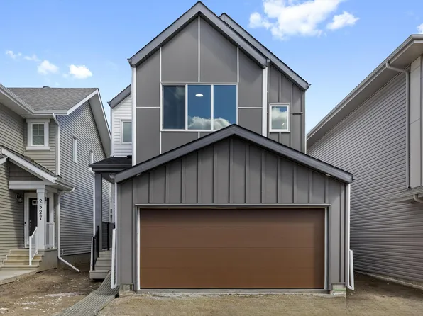 2523 210th St NW, Edmonton, AB T6M 2M7