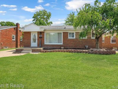 25544 Ronald St, Roseville, MI, 48066