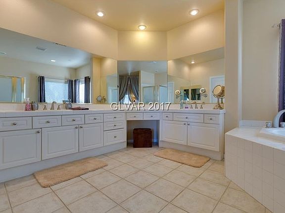 5th image of 73 Ancient Hills Ln