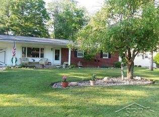 6518 Birchview Dr, Saginaw, MI 48609